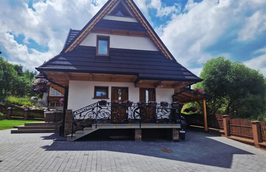 Domek na Zakręcie-1